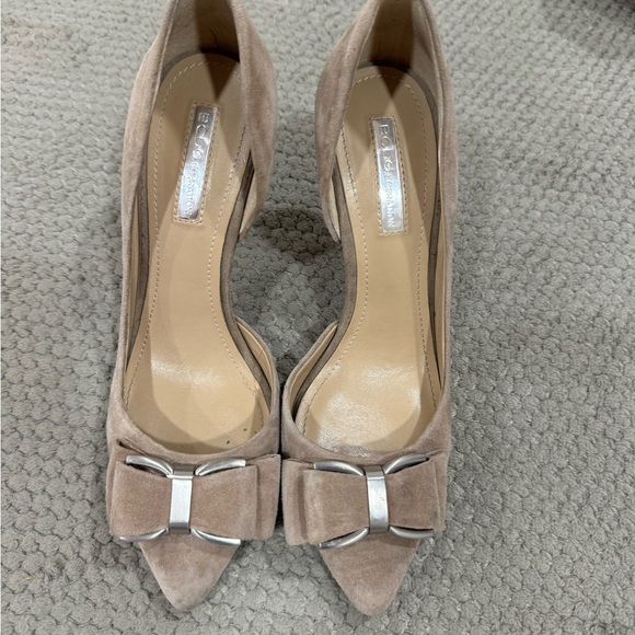 Size 7 heels, nude color - Picture 1 of 6